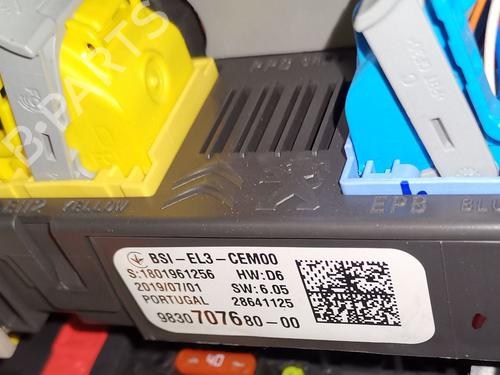 Used Fuse box CITROËN BERLINGO (ER_, EC_) 1.5 BlueHDi 100 (102 hp) 30006549