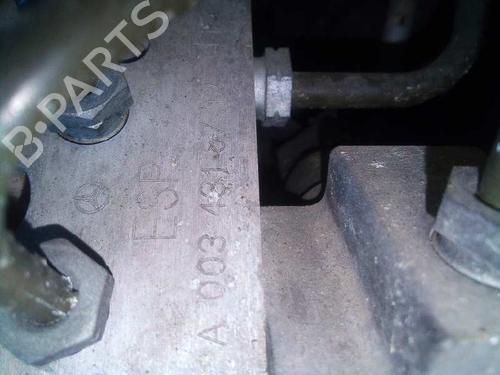 Used ABS pump MERCEDES-BENZ S-CLASS (W220) [1998-2005]  7293269
