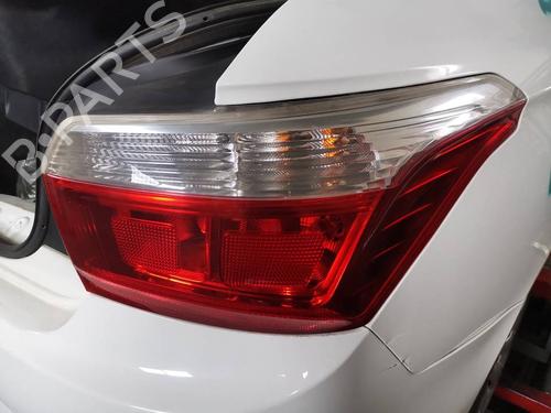 Used Right taillight Right taillight CITROËN C-ELYSEE (DD_) 1.2 VTi 72 (DDHMY0) (72 hp) 40467380 40467380