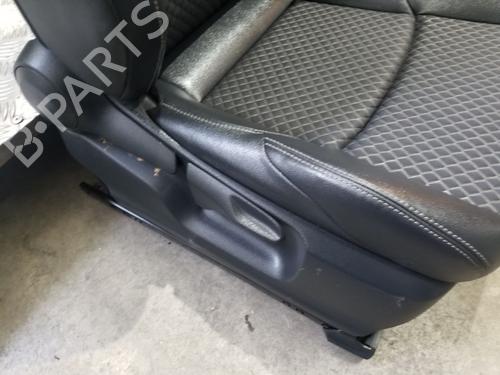 Seats set TOYOTA YARIS (_P13_)  | BP23391097C78