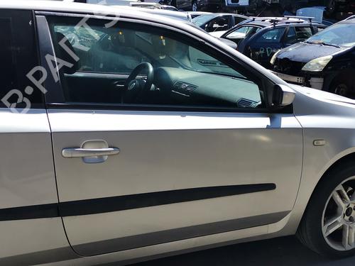 Used Right front door FIAT STILO (192_) 1.9 JTD (192_XE1A) (115 hp) 17772630