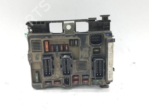 Used Fuse box Fuse box 36806672 36806672