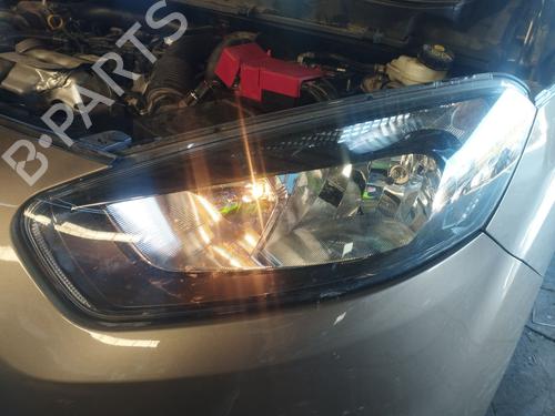 Used Left headlight Left headlight FORD TOURNEO COURIER B460 MPV 1.0 EcoBoost (100 hp) 33890655 33890655