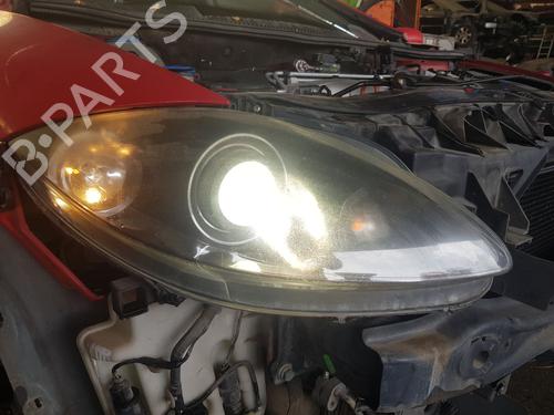 Used Right headlight SEAT LEON (1P1) [2005-2013]  29070162
