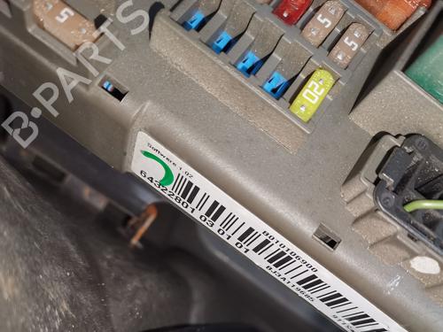 Used Fuse box BMW 1 (E87) 118 d (143 hp) 32423242