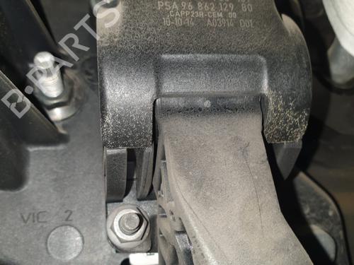 Used Pedal PEUGEOT 508 I (8D_) 1.6 HDi (112 hp) 17333476