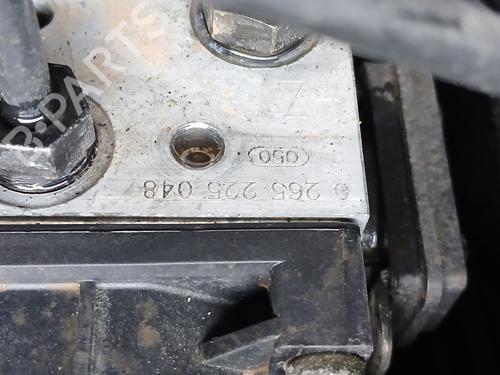 Used ABS pump ABS pump AUDI A4 B7 (8EC) 2.5 TDI (163 hp) 33985860 33985860