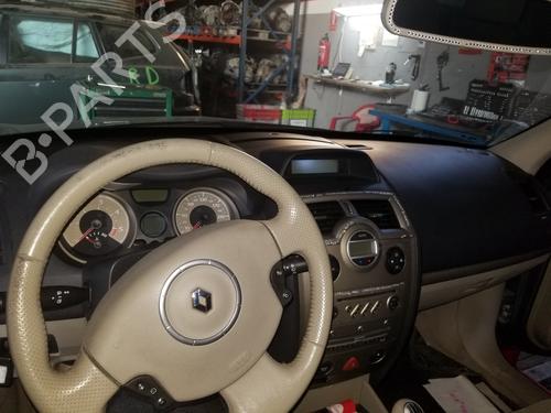Instrumentbræt RENAULT MEGANE II (BM0/1_, CM0/1_) 2.0 dCi (BM1K, CM1K) (150 hp) 11199579