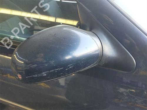 Rétroviseur droit Rétroviseur droit PEUGEOT 406 (8B) 2.0 HDI 90 (90 hp) 39751174 39751174