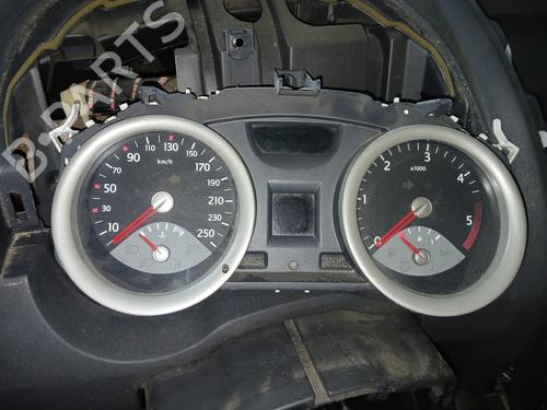 Used Instrument cluster RENAULT MEGANE II (BM0/1_, CM0/1_) [2001-2012]  28669537