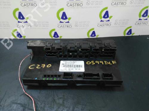 Used Fuse box MERCEDES-BENZ C-CLASS (W203) C 270 CDI (203.016) (170 hp) 4735261