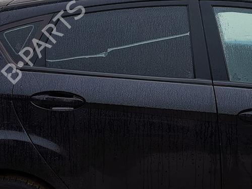 Used Right rear door FORD FIESTA VI (CB1, CCN) 1.4 TDCi (68 hp) 32391418