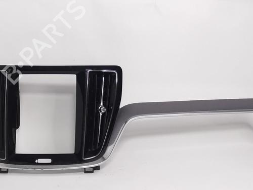 Used Air vent VOLVO V60 II (225) D4 (190 hp) 30936580