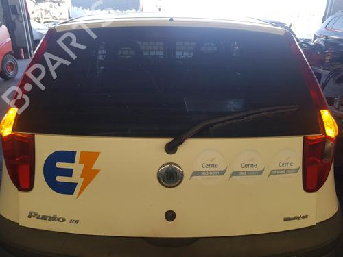 Bakluke CC/Kombi-Kupé FIAT PUNTO (188_) 1.3 JTD 16V (70 hp) 15615485