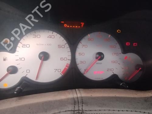Used Instrument cluster PEUGEOT 206 Hatchback (2A/C) 1.4 LPG (75 hp) 31589026