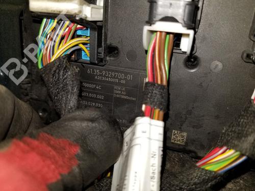 Used Fuse box Fuse box BMW 3 Touring (E91) 318 d (143 hp) 9418786 9418786