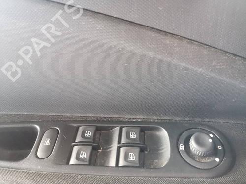 Used Left front window switch Left front window switch RENAULT ZOE (BFM_) [2012-2026] 40294110 40294110