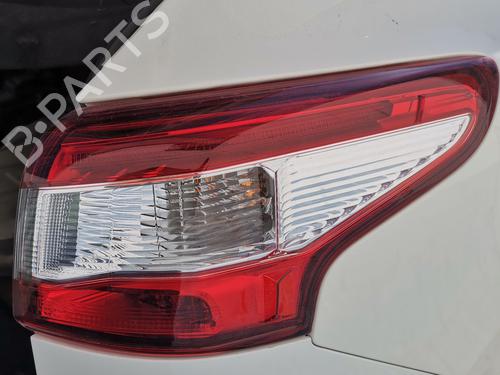 Used Right taillight NISSAN QASHQAI II (J11, J11_) [2013-2025]  29288536
