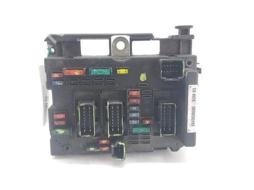 Used Fuse box PEUGEOT 307 Break (3E) [2002-2009]  30567663