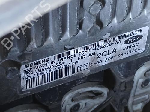 Used Engine control unit (ECU) FORD FIESTA V (JH_, JD_) 1.4 TDCi (68 hp) 30572654