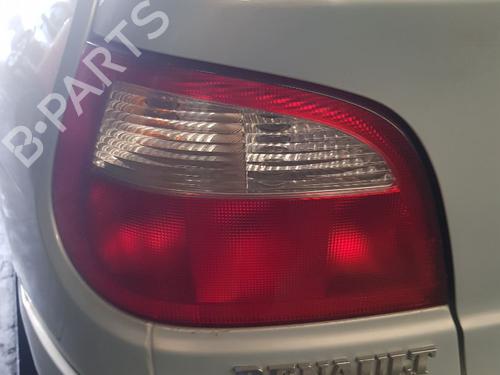Used Left taillight RENAULT MEGANE I (BA0/1_) 1.4 16V (BA0D, BA1H, BA0W, BA10) (95 hp) 30385631