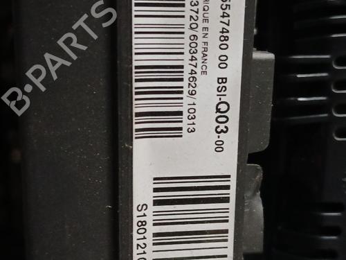 Used Fuse box Fuse box 37638382 37638382