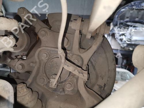Højre hjullejehus spindel TOYOTA AVENSIS (_T25_) [2003-2008]  28098942