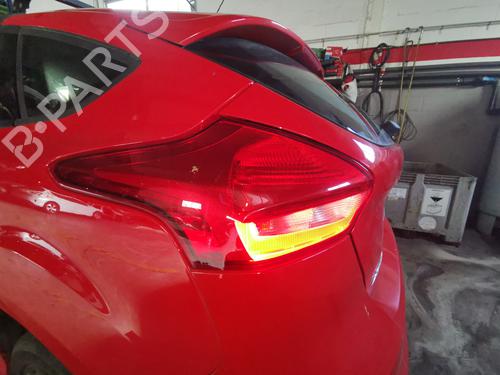 Used Left taillight FORD FOCUS III 1.0 EcoBoost (125 hp) 16246163