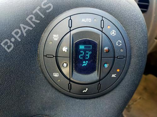 Used Climate control Climate control RENAULT ESPACE IV (JK0/1_) 2.0 dCi (JK01, JK02, JK1J, JK1K, JK1H) (150 hp) 40256705 40256705