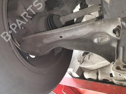 Højre fortil bærearm CHEVROLET AVEO Hatchback (T300) 1.2 (86 hp) 31250241