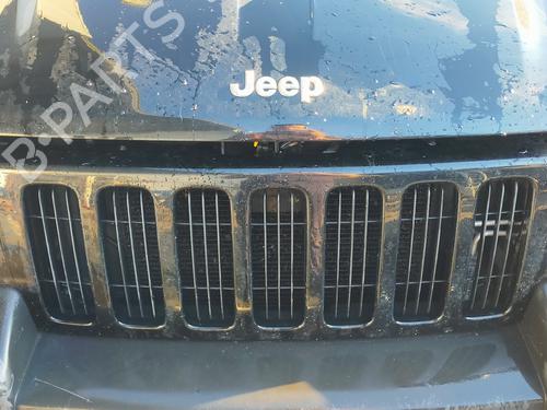 Used Grille JEEP CHEROKEE (KJ) 2.5 CRD 4x4 (143 hp) 24368335