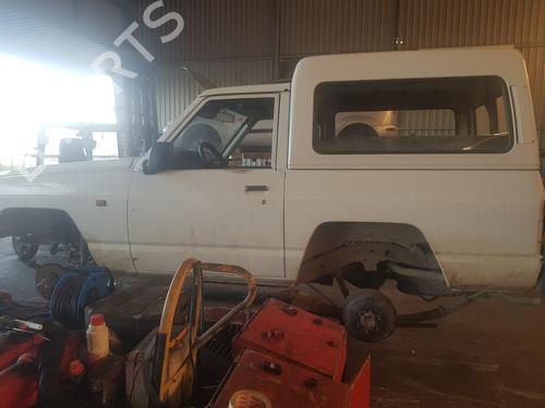 Driveshaft NISSAN PATROL III/2 Station Wagon (W260)  | BP27345521M37 