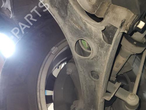 Used Left front suspension arm HONDA HR-V (RU) 1.6 i-DTEC (RU8) (120 hp) 30115468