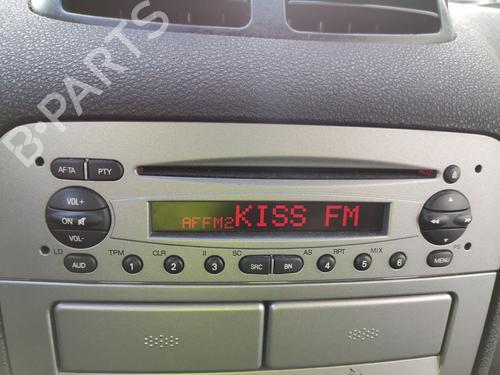 Bilradio ALFA ROMEO 147 (937_) 1.6 16V T.SPARK (937.AXA1A, 937.AXB1A, 937.BXB1A) (120 hp) 32366523