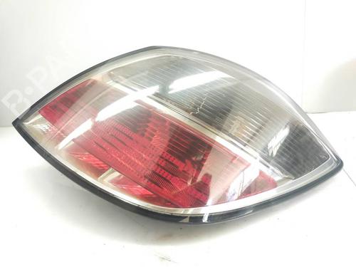 Used Right taillight Right taillight OPEL ASTRA H (A04) [2004-2014] 40205712 40205712