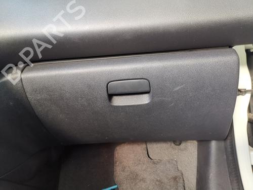 Handskerum Handskerum PEUGEOT 3008 II SUV (MC_, MR_, MJ_, M4_) [2016-2026] 33819831 33819831