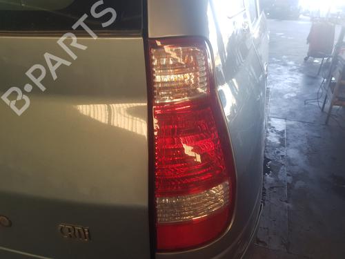 Used Right taillight HYUNDAI MATRIX (FC) [2001-2010]  19724946