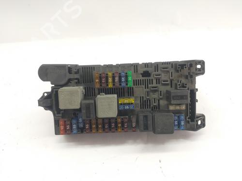 Used Fuse box Fuse box 37177218 37177218