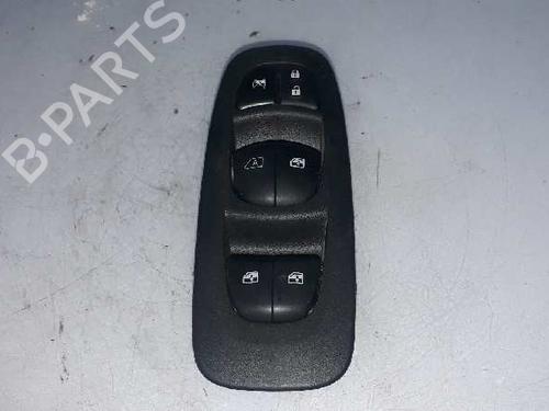 Used Left front window switch RENAULT KADJAR (HA_, HL_) 1.2 TCe 130 (HLMR) (130 hp) 5278230