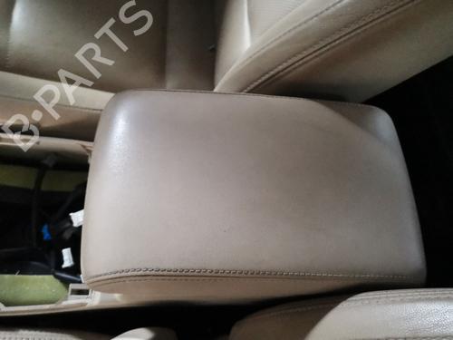 Accoudoir central SUBARU OUTBACK (BS) [2014-2026]  32031967