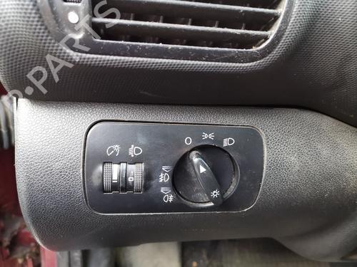 Used Headlight switch SEAT LEON (1M1) [1999-2006]  30078908
