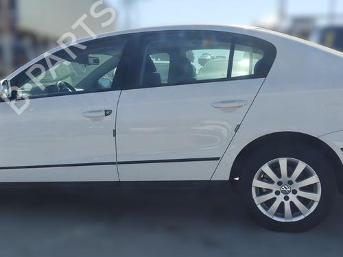 Left taillight VW PASSAT B6 (3C2) 2.0 TDI | BP33398384C34 - Image 12