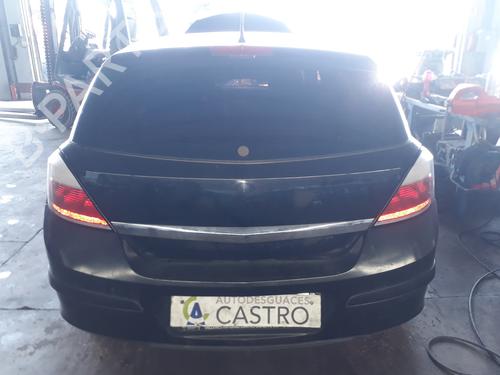 Venstre baglygte OPEL ASTRA H (A04) 1.9 CDTI (L48) | BP11023140C34 
