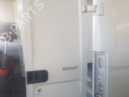 right-tailgate-iveco-daily-vi-platformchassis-2014-32724295 main image