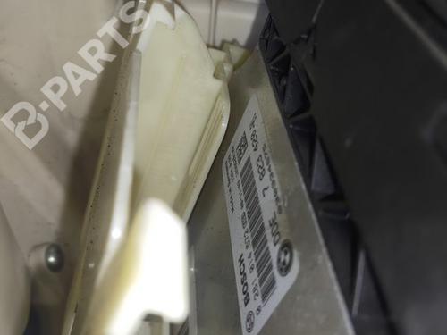 Used Engine control unit (ECU) Engine control unit (ECU) BMW 3 (E90) 320 d (177 hp) 10714950 10714950