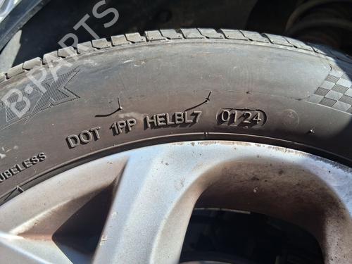 BP32865362O1 main image