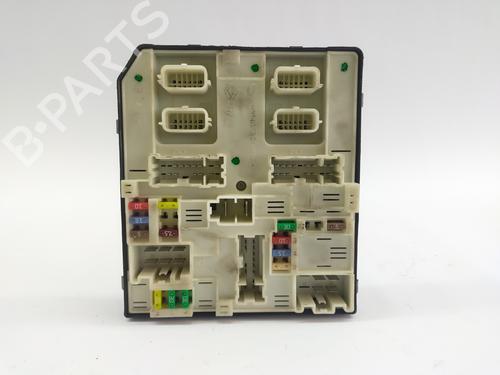 Used Fuse box Fuse box RENAULT MEGANE III Hatchback (BZ0/1_, B3_) [2008-2026] 33336377 33336377