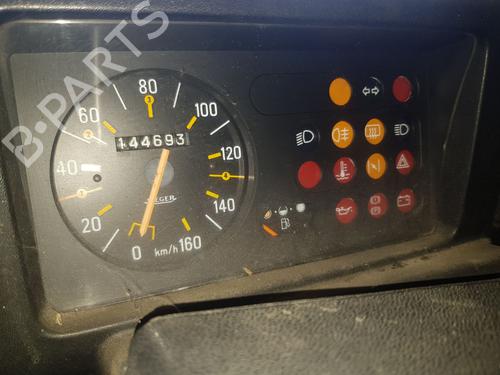 Used Instrument cluster RENAULT 4 Box Body/MPV (R21_, R23_) 1.1 (239B) (35 hp) 30300281