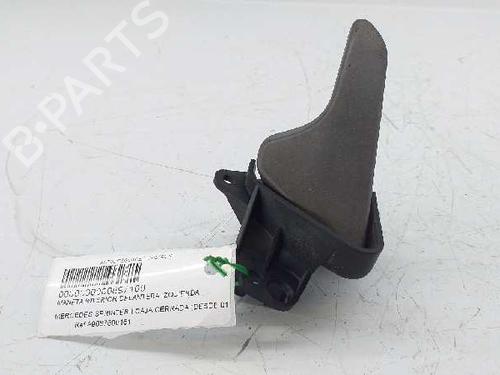 Used Front left interior door handle MERCEDES-BENZ SPRINTER 3-t Van (B906) 215 CDI (906.611, 906.613) (150 hp) 11090109
