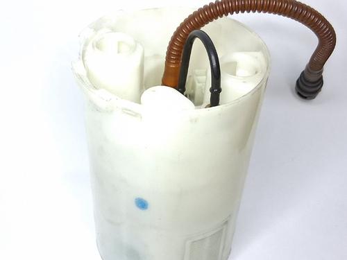 Used Fuel pump BMW X3 (E83) 2.0 i (150 hp) 10333949